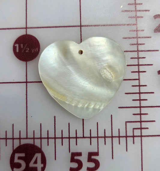 White Shell Hearts 36mm